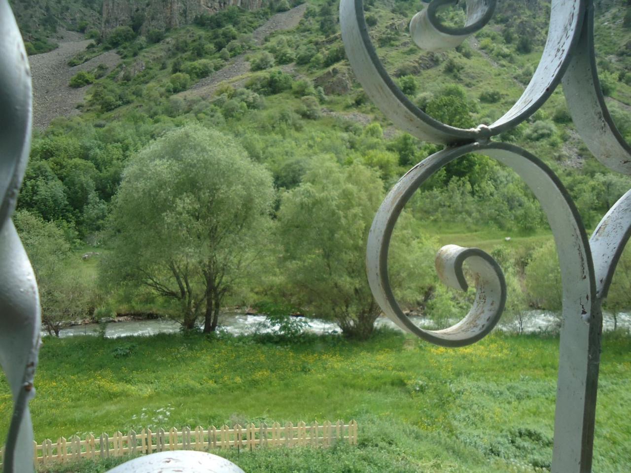 Yekhegis The River House Yeghegis المظهر الخارجي الصورة